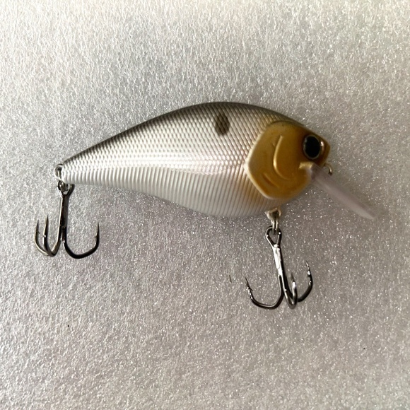 Fishing Lures - Picture 1 of 2
